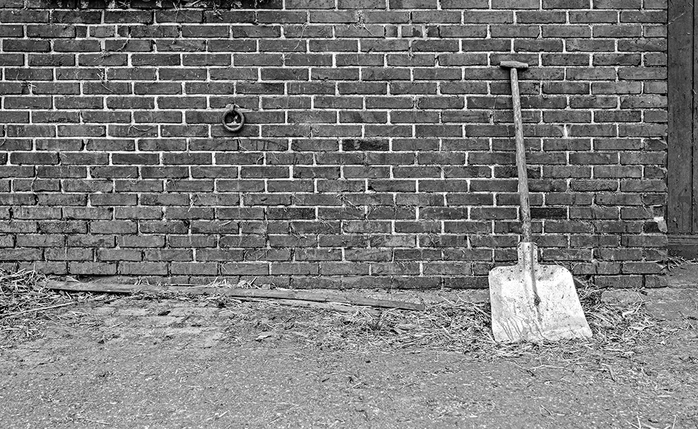 farmer's shovel