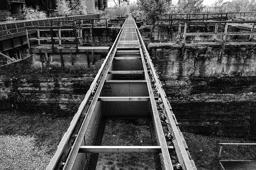 tracks to nowhere